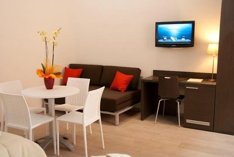 Konukevi Il Marlo Suite & Breakfast Marina Di Carrara