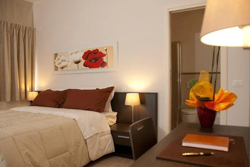 Konukevi Il Marlo Suite & Breakfast Marina Di Carrara